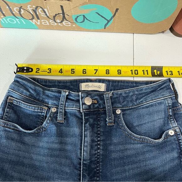 Madewell Curvy High-Rise Skinny Jeans in Coronet Wash NG284 - Picture 9 of 12